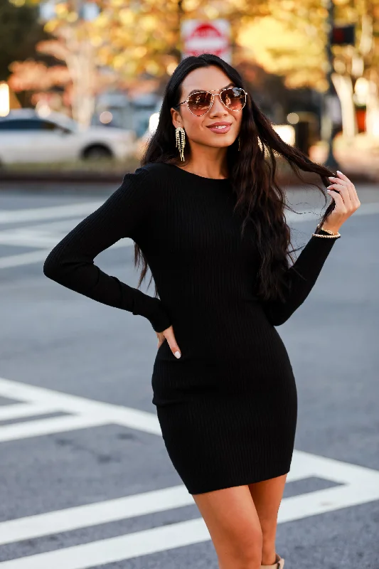 Chic Wardrobe Essentials Luxe Impression Black Mini Sweater Dress - DOORBUSTER