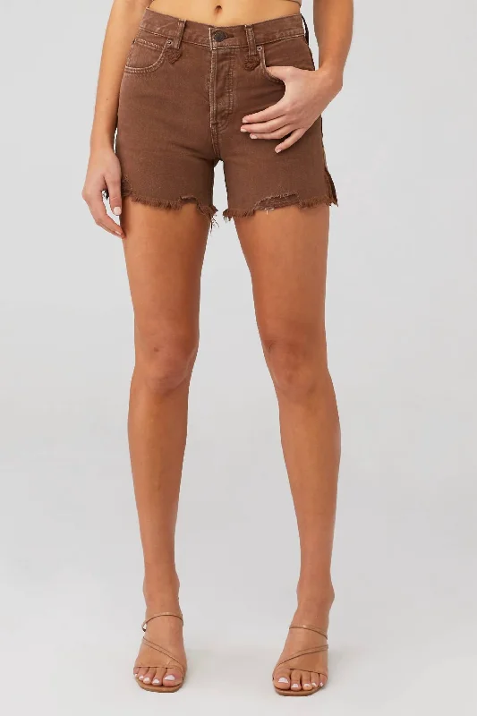 Effortless Style Makai Cut Off Shorts In Washed Chocolate