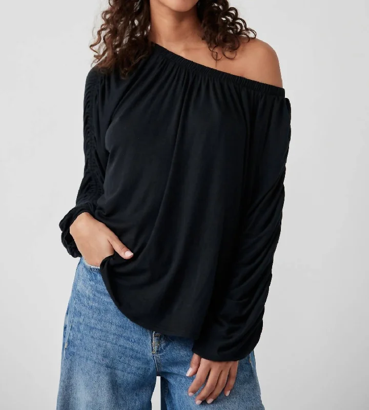 Stylish Savings Serenade Tee Top In Black