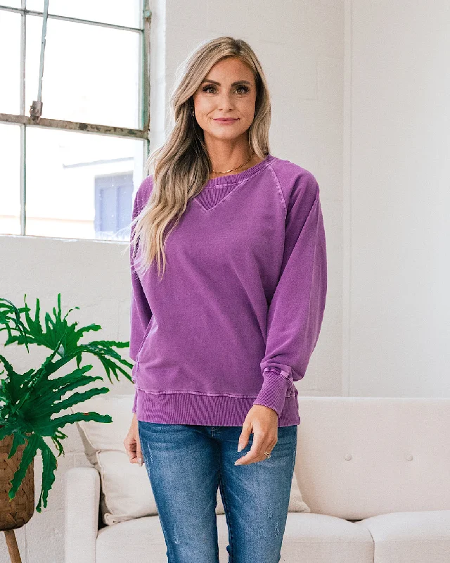 Elegant Style Girlfriend Crewneck Sweatshirt - Light Plum